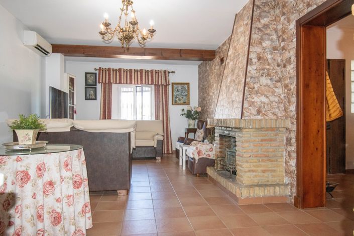 Image No.26-3 Bed Villa for sale