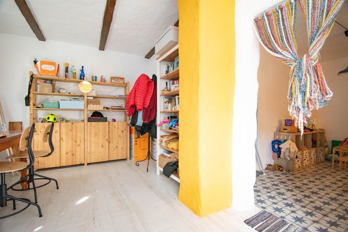Image No.22-4 Bed House for sale