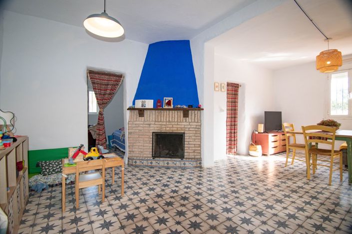 Image No.26-4 Bed House for sale