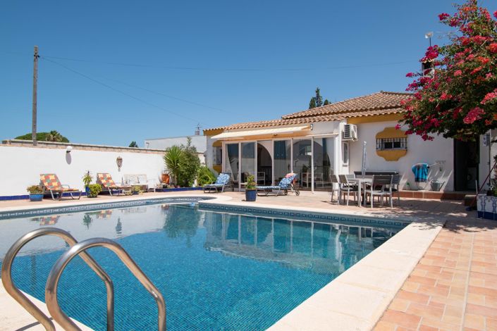 Image No.2-Villa de 4 chambres à vendre à Espagne