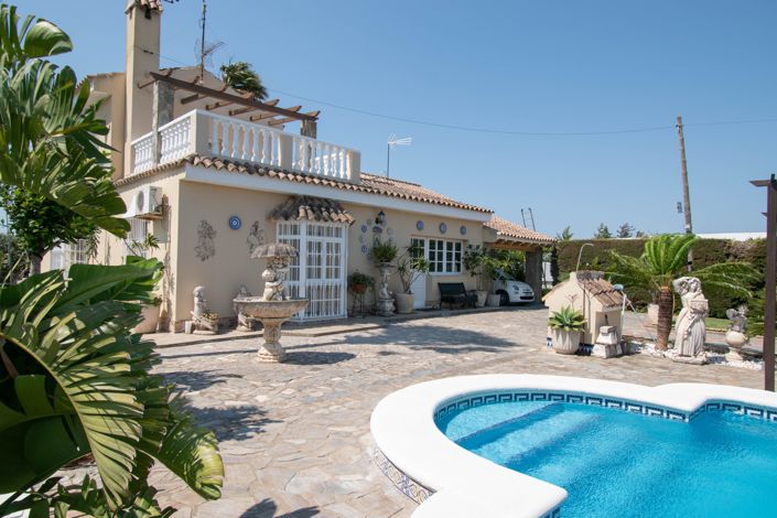 Image No.12-3 Bed Villa for sale