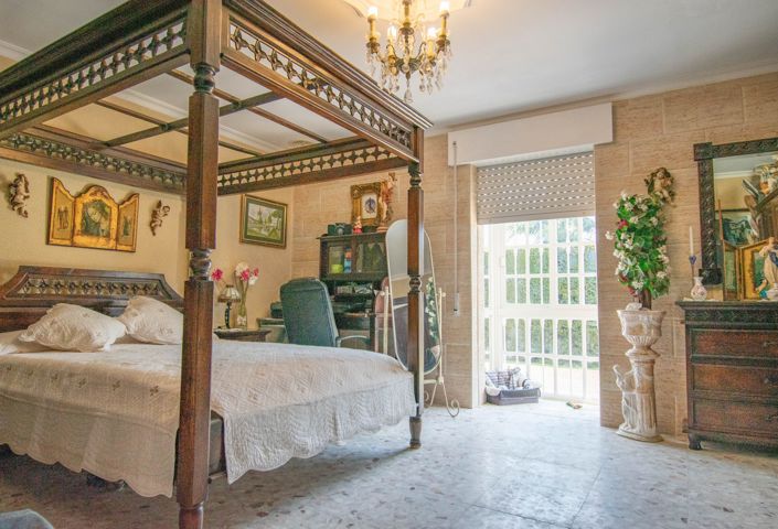 Image No.29-3 Bed Villa for sale