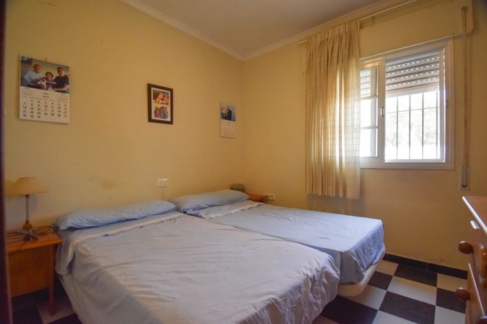 Image No.19-3 Bed Villa for sale