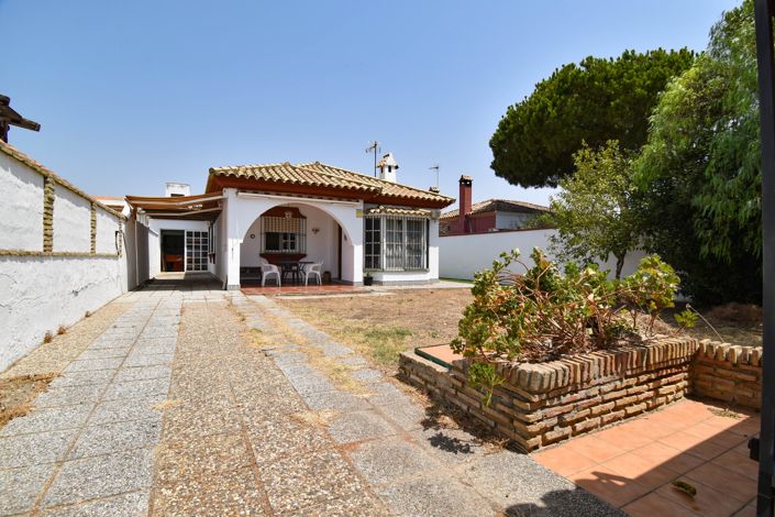 Image No.2-3 Bed Villa for sale