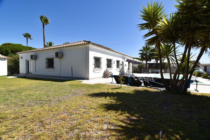 Image No.17-4 Bed Villa for sale