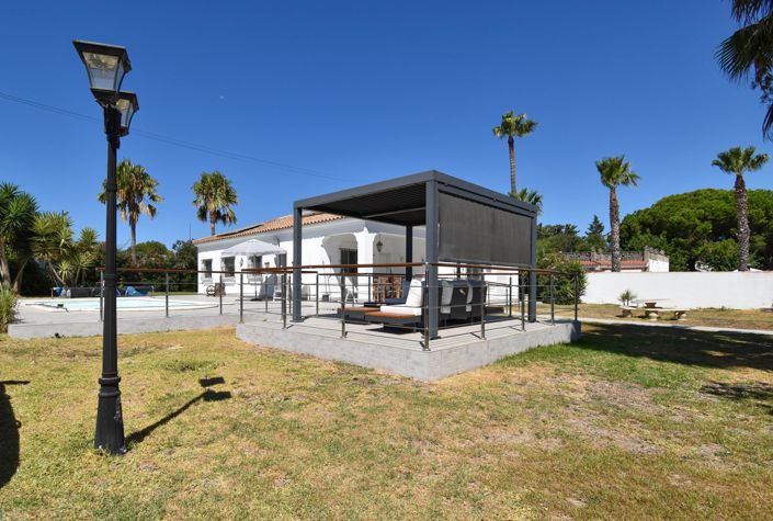Image No.4-4 Bed Villa for sale