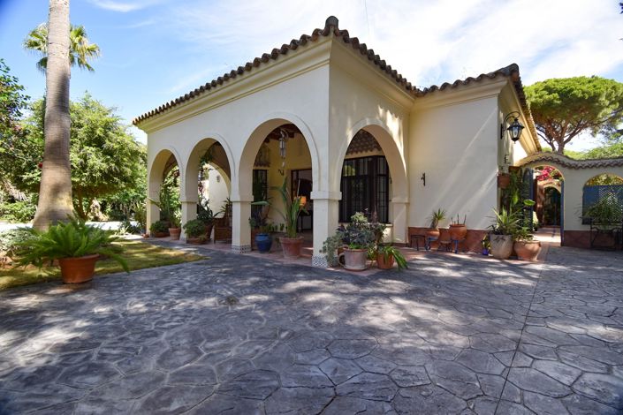 Image No.4-Villa de 4 chambres à vendre à Cadix