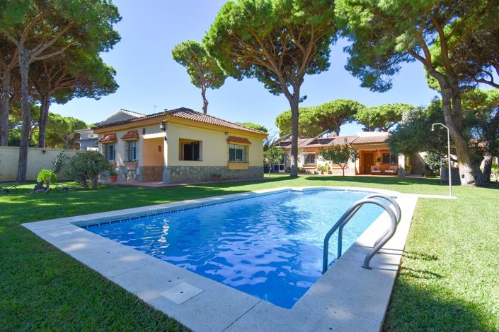Image No.2-7 Bed House for sale