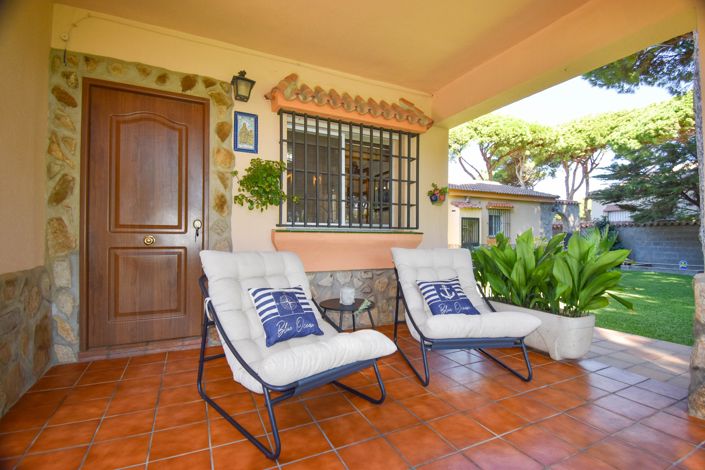 Image No.25-7 Bed House for sale