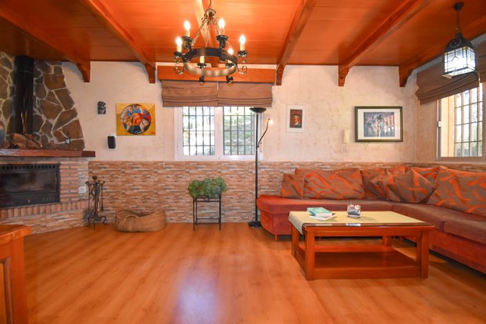 Image No.29-7 Bed House for sale