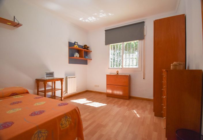 Image No.34-7 Bed House for sale
