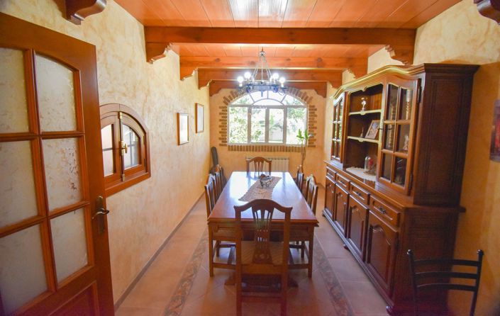 Image No.42-7 Bed House for sale