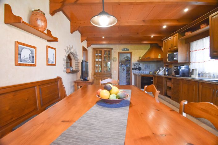 Image No.50-7 Bed House for sale