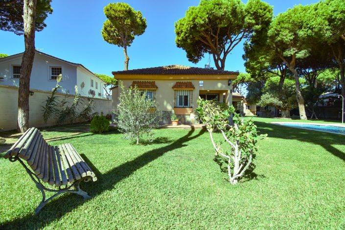 Image No.6-7 Bed House for sale