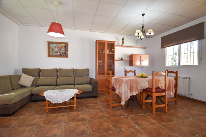 Image No.61-7 Bed House for sale