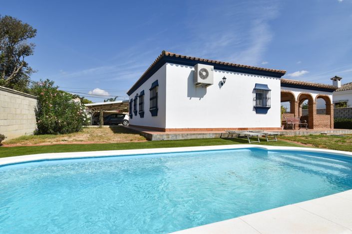Image No.3-Villa de 3 chambres à vendre à Cadix