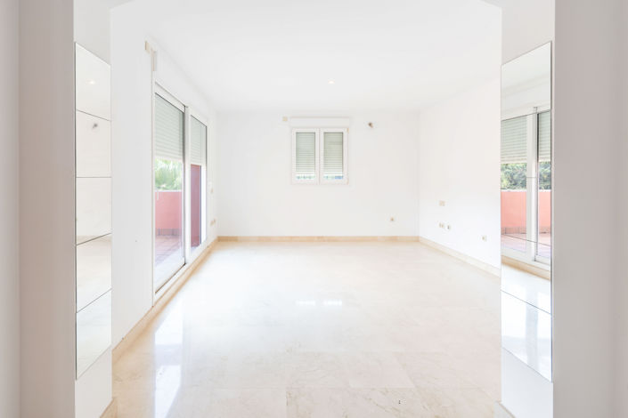 Image No.23-Villa de 4 chambres à vendre à Sotogrande playa