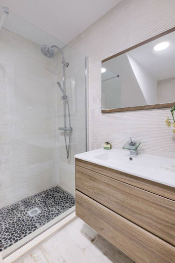 Image No.6-6 Bed Villa for sale