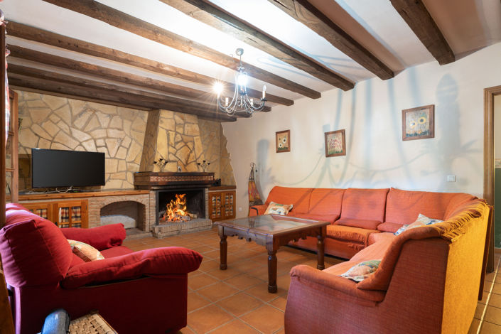 Image No.17-5 Bed Finca for sale