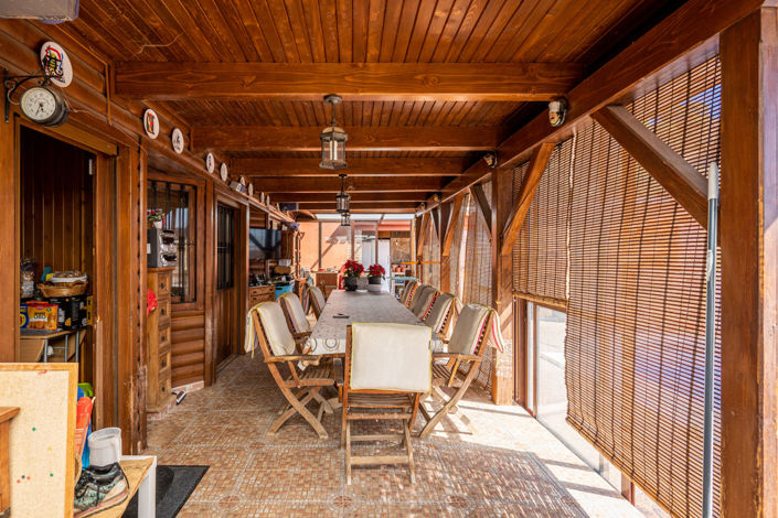 Image No.10-3 Bed House for sale