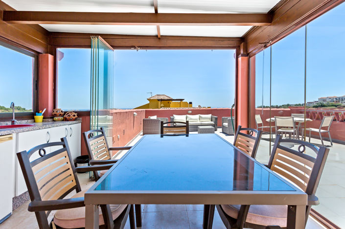 Image No.30-3 Bed Property for sale