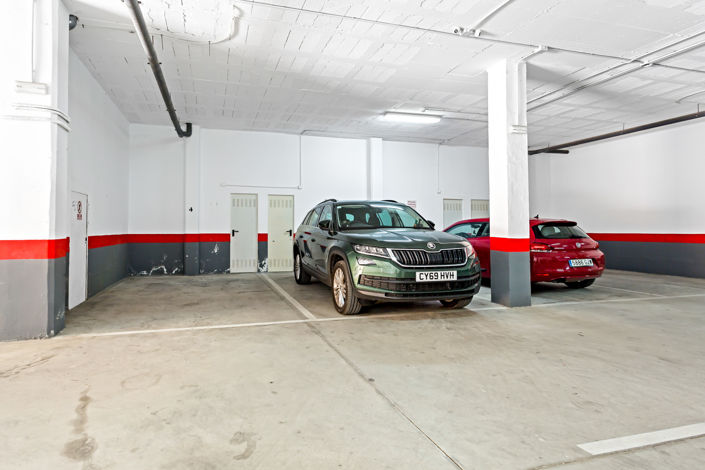 Image No.31-3 Bed Property for sale