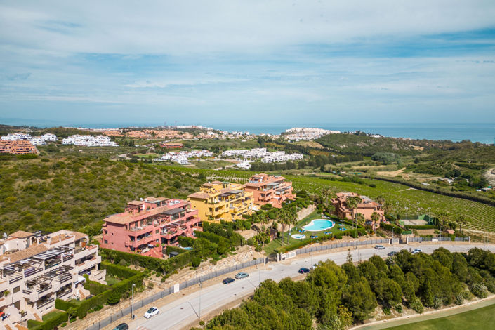 Image No.46-3 Bed Property for sale