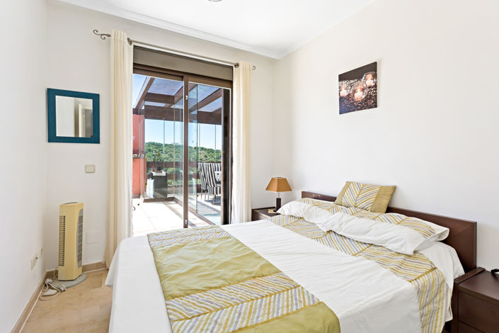 Image No.8-3 Bed Property for sale