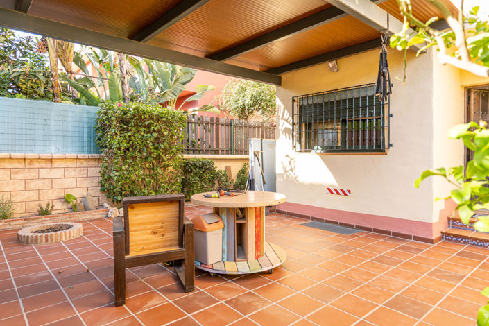 Image No.24-3 Bed Townhouse for sale