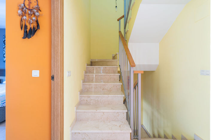 Image No.28-3 Bed Townhouse for sale