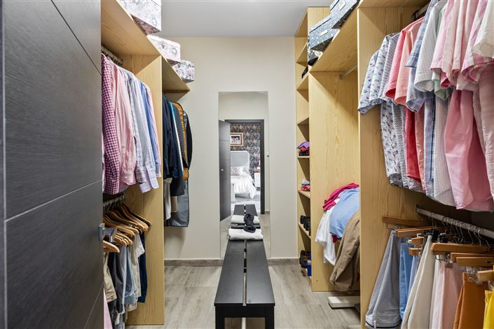 Image No.29-4 Bed Villa for sale