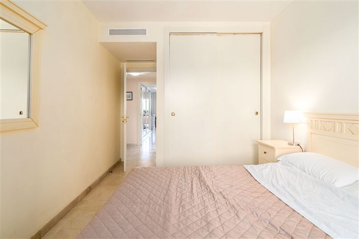 Image No.11-3 Bed Property for sale