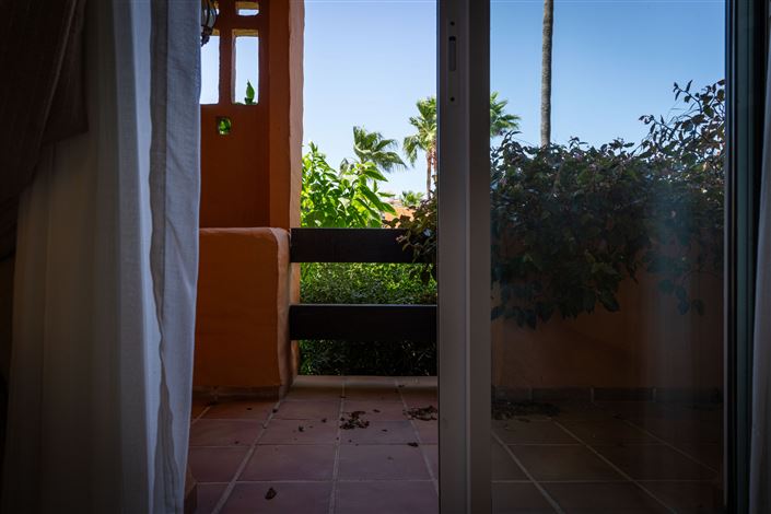 Image No.18-3 Bed Property for sale