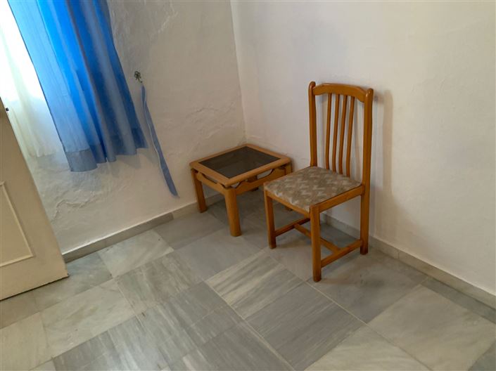 Image No.14-4 Bed House for sale