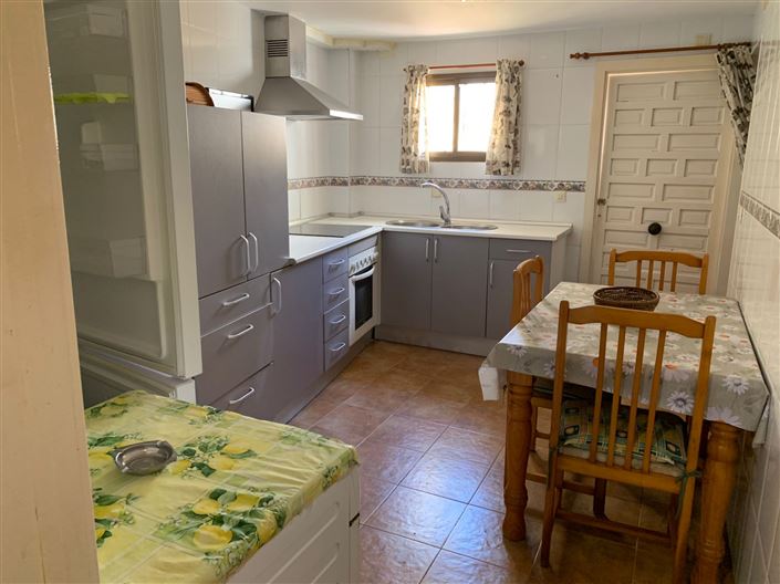 Image No.21-4 Bed House for sale