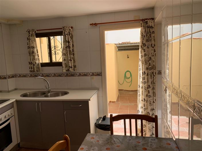 Image No.22-4 Bed House for sale