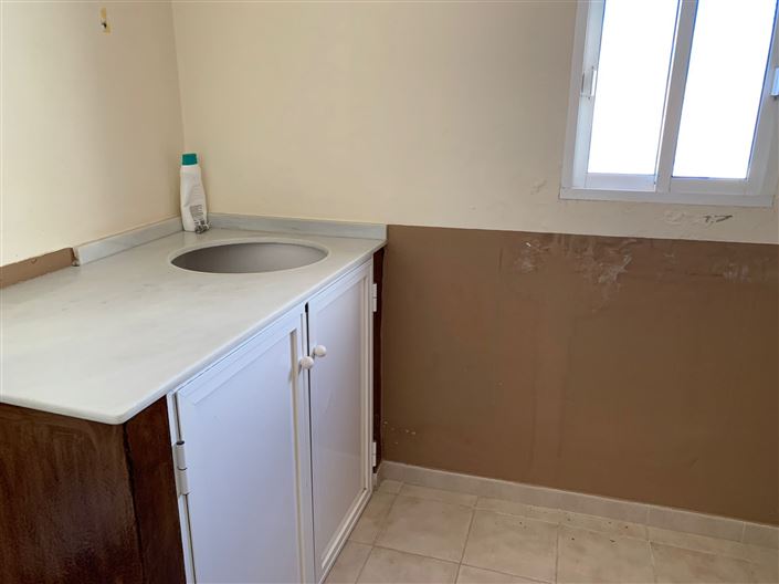 Image No.41-4 Bed House for sale