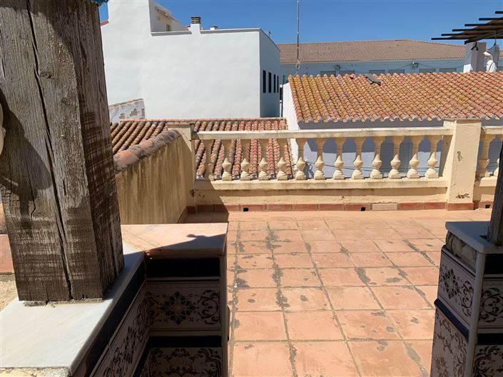 Image No.46-4 Bed House for sale