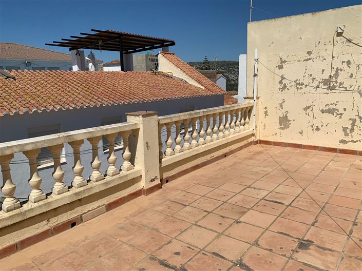 Image No.48-4 Bed House for sale