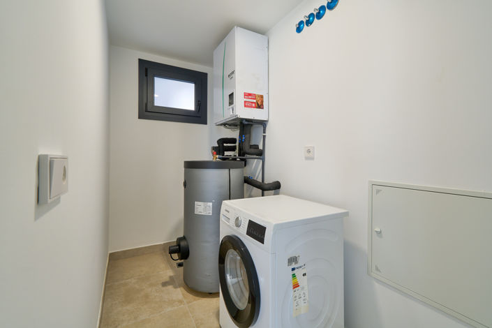 Image No.29-3 Bed Apartment for sale