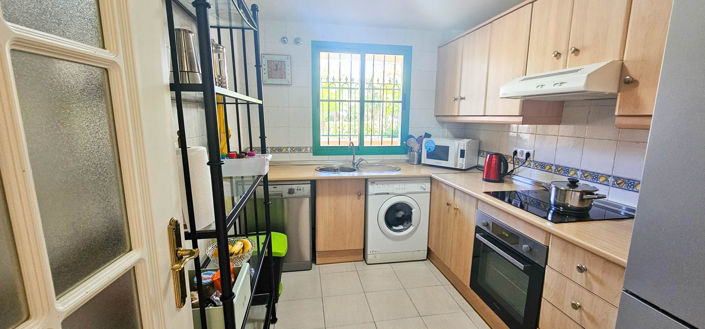 Image No.30-3 Bed Property for sale