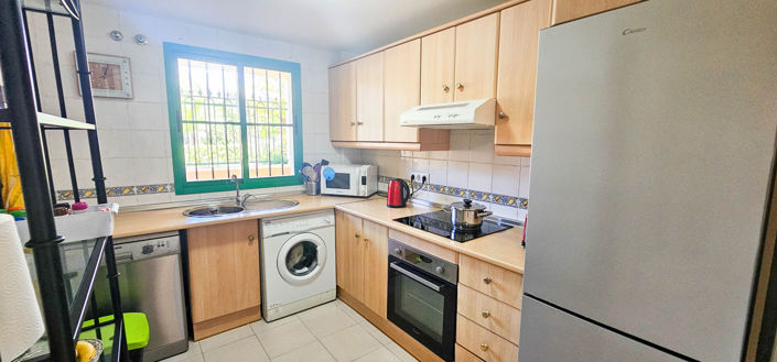 Image No.5-3 Bed Property for sale