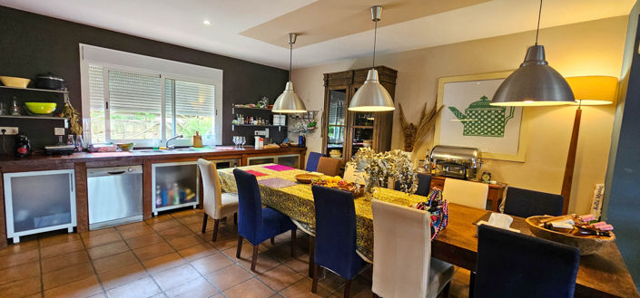 Image No.3-6 Bed Villa for sale