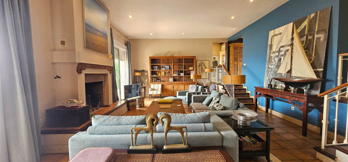 Image No.38-6 Bed Villa for sale