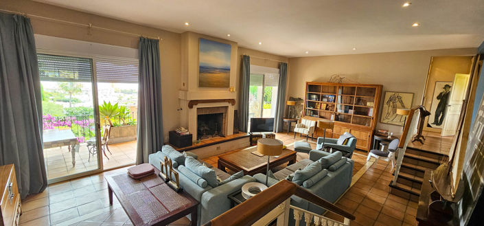 Image No.4-6 Bed Villa for sale