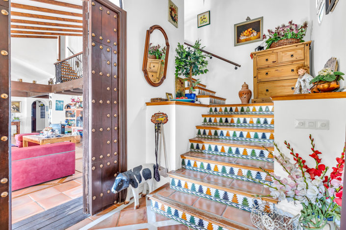 Image No.2-Villa de 5 chambres à vendre à Estepona