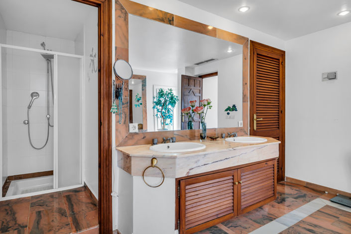 Image No.26-Villa de 5 chambres à vendre à Estepona