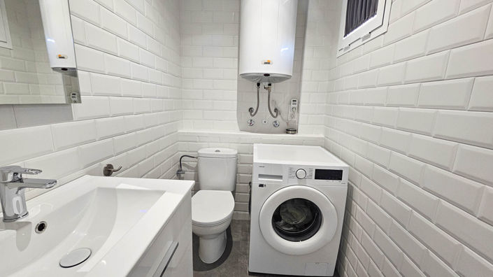 Image No.11-2 Bed Property for sale