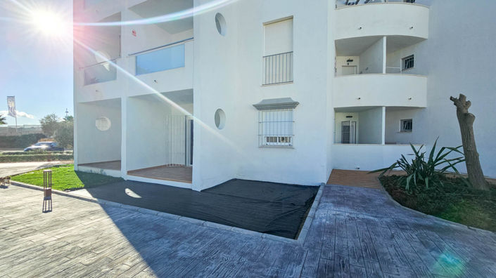 Image No.22-2 Bed Property for sale