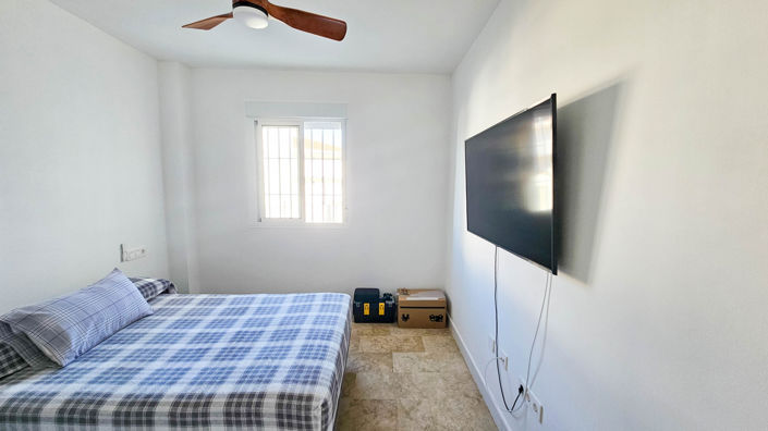 Image No.35-2 Bed Property for sale